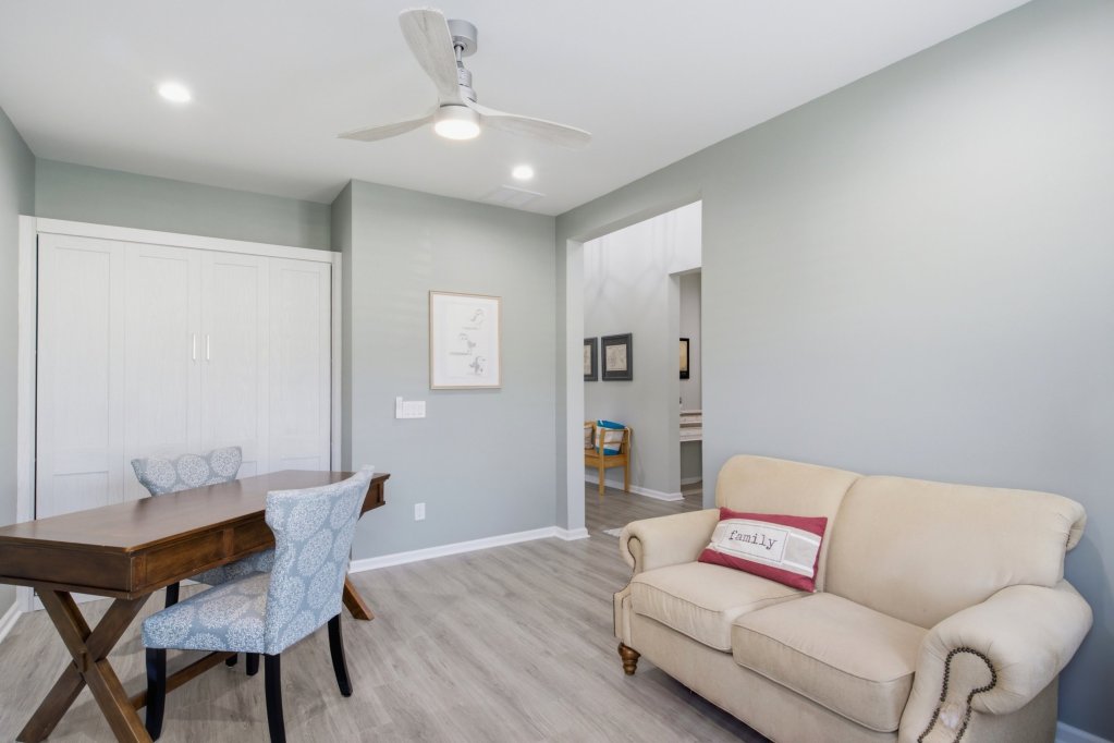 1028 GOOD LIFE WAY